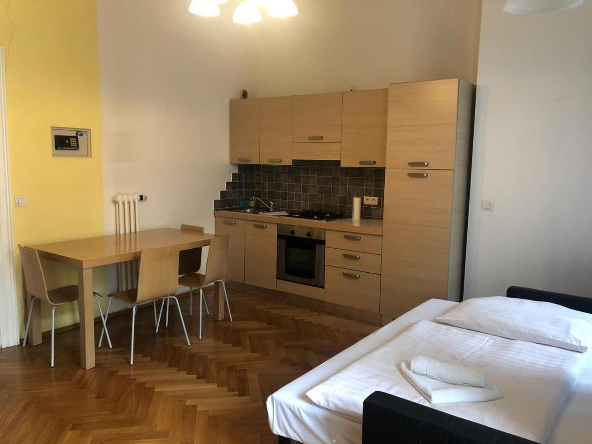 Residence La Familia Πράγα Εξωτερικό φωτογραφία