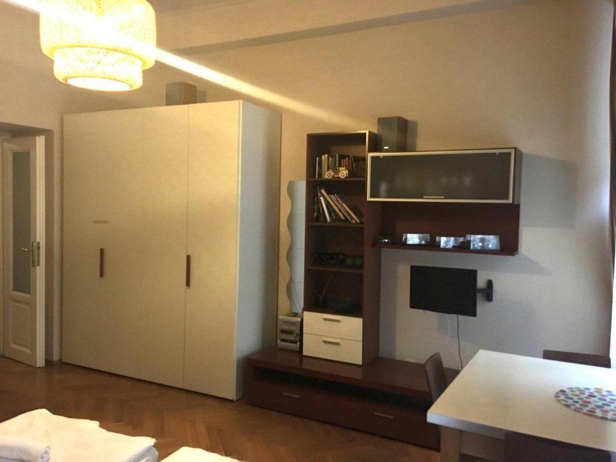 Residence La Familia Πράγα Εξωτερικό φωτογραφία