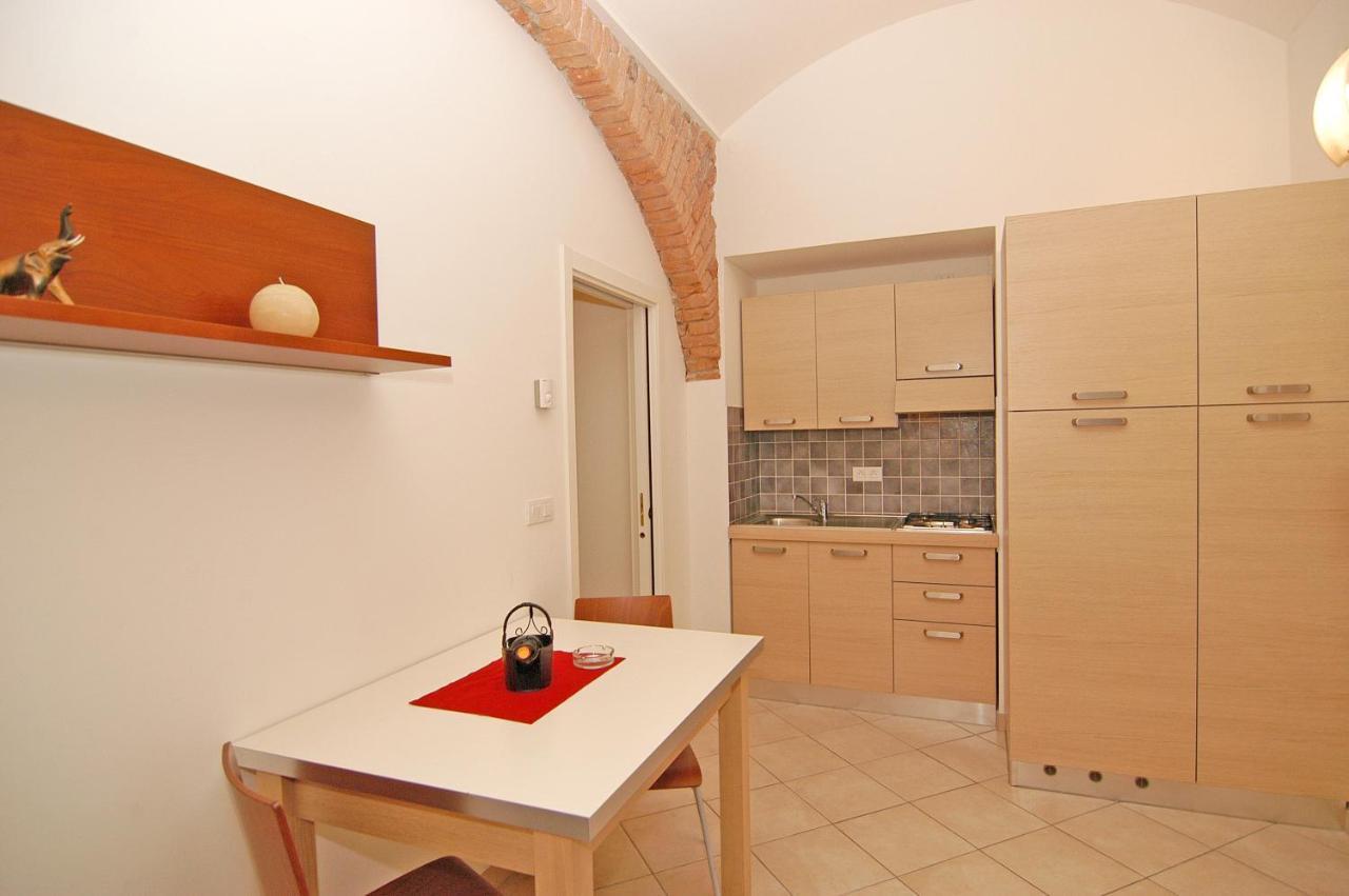 Residence La Familia Πράγα Εξωτερικό φωτογραφία