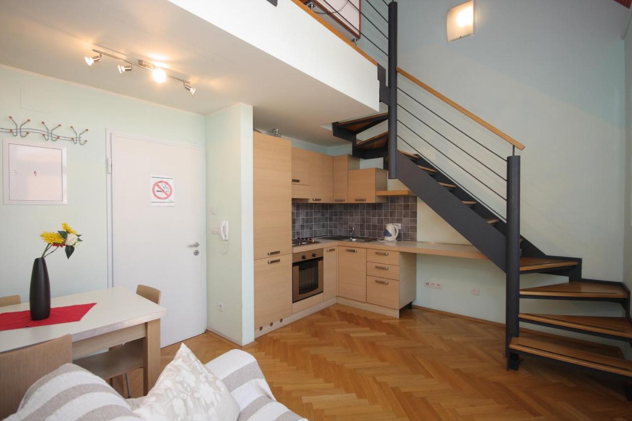 Residence La Familia Πράγα Εξωτερικό φωτογραφία
